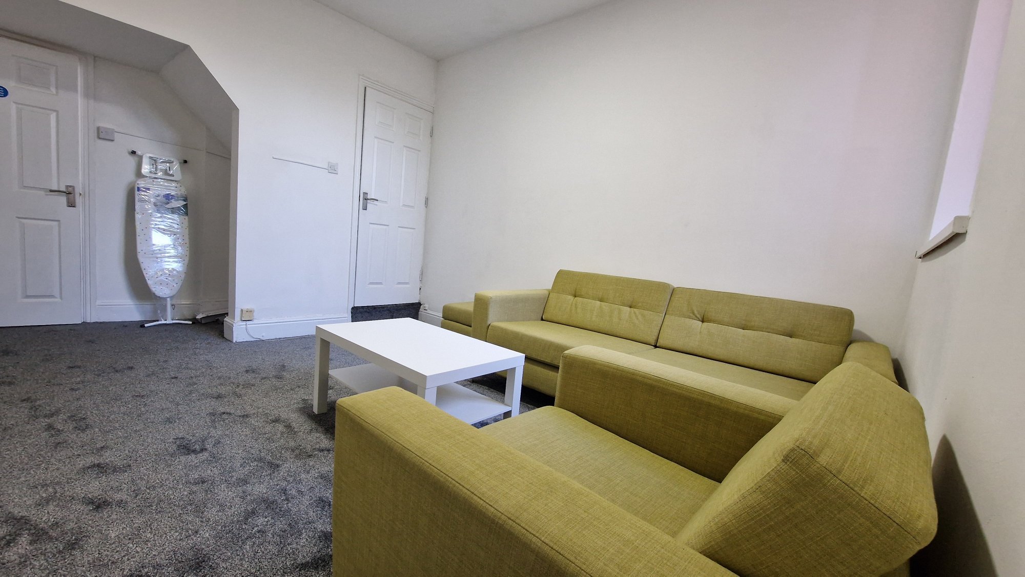 Bright double room in B9 photo 1