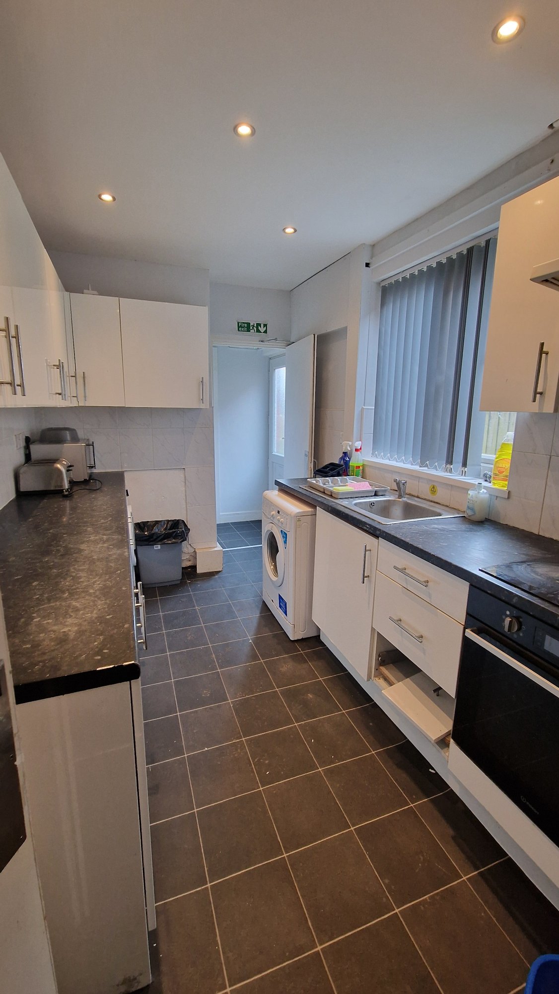 Bright double room with bay window, Small Heath photo 3