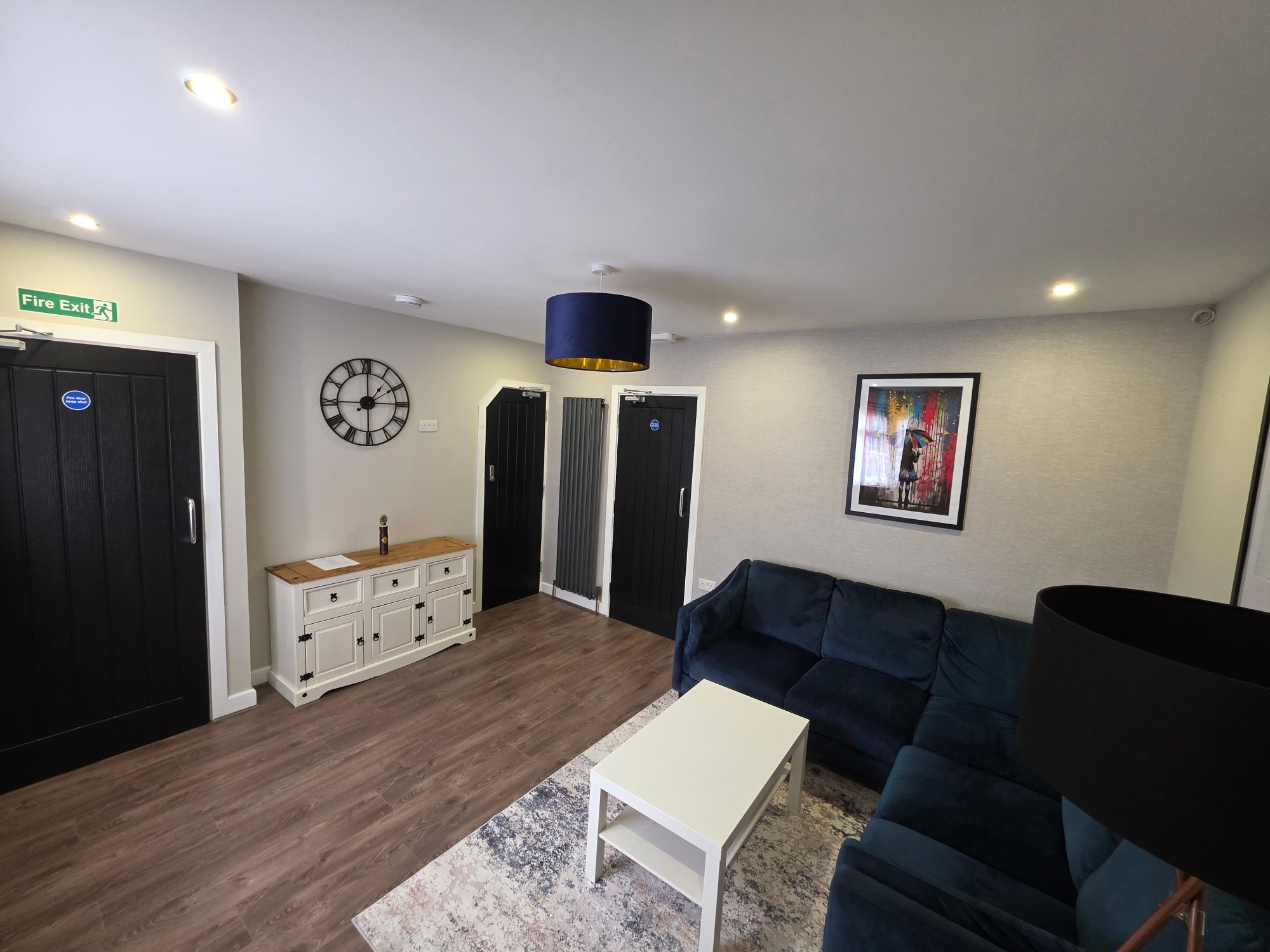 Stylish double room in a newly refurbished Stechford house photo 2